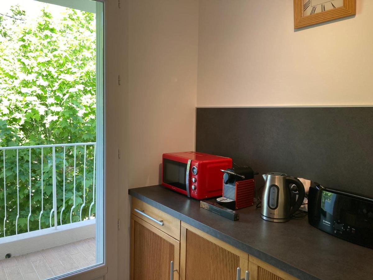 Les Palmiers Apartment Saint-Cyr-sur-Mer Bagian luar foto