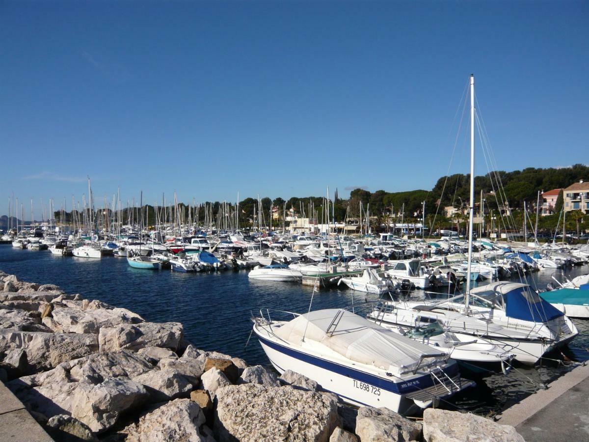 Les Palmiers Apartment Saint-Cyr-sur-Mer Bagian luar foto